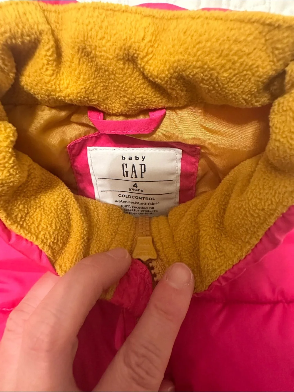 GAP girls  Hot Pink Puffer Vest with Mustard Trim Sz 4